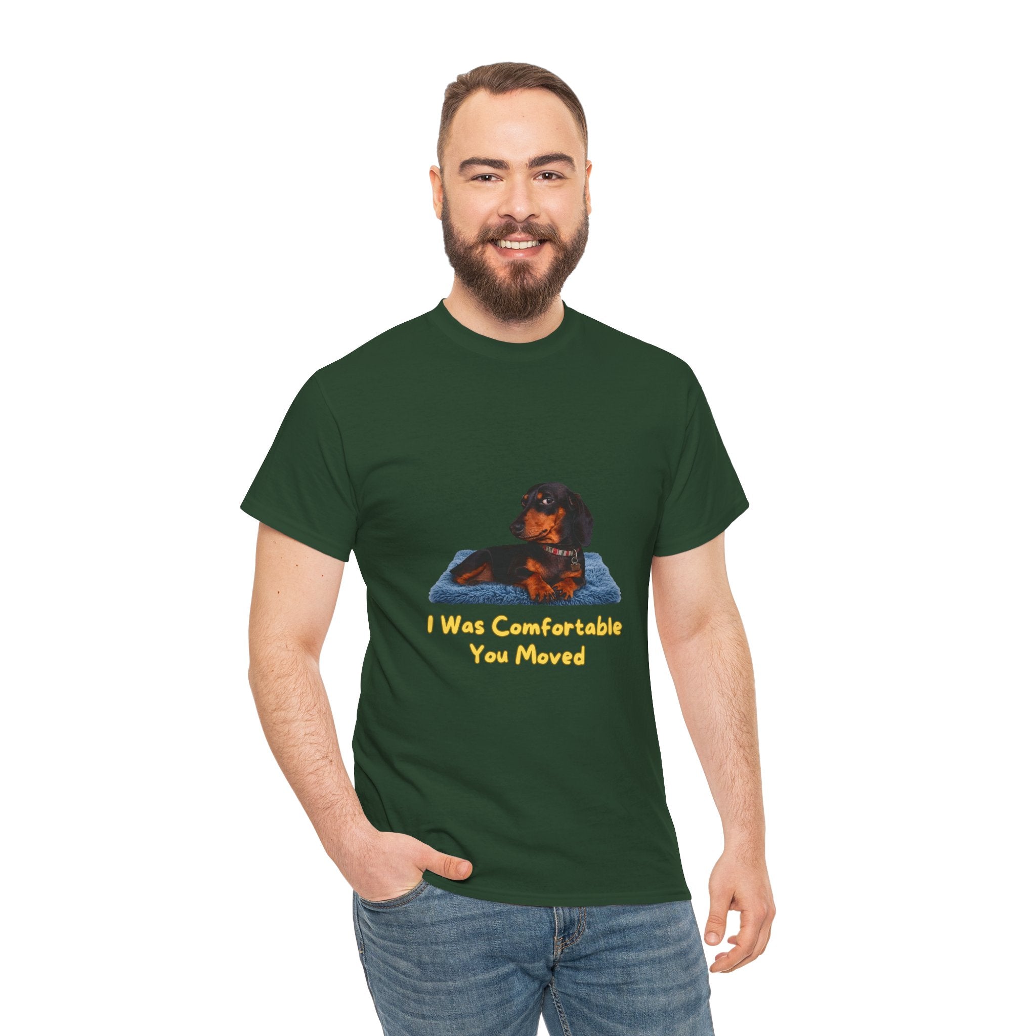 I Was Comfortable You Moved T-Shirt – Funny Dachshund Sofa Dog Side Eye | Sausage Dog Wiener Dog Graphic Tee