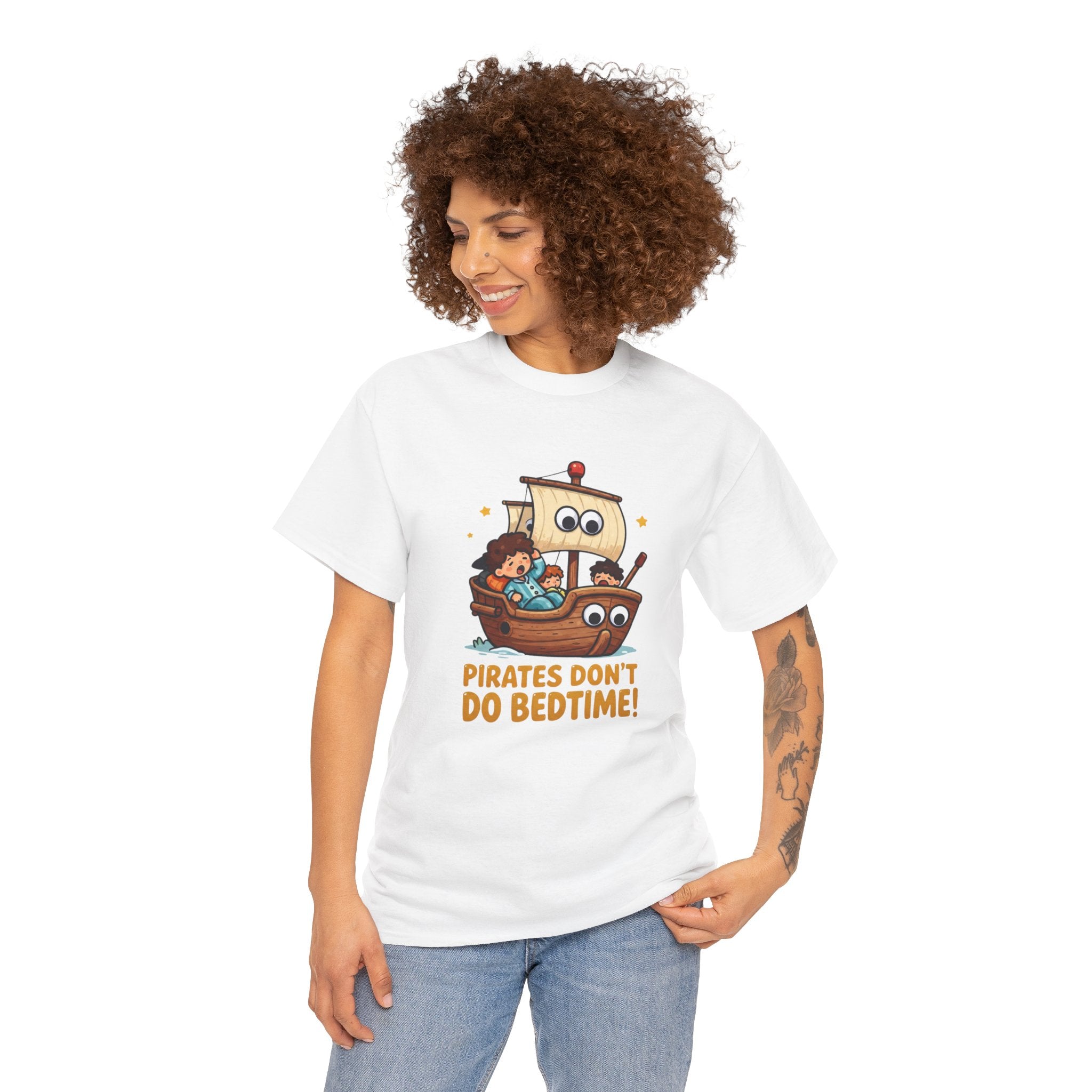 Pirates Don't Do Bedtime T-Shirt – Funny Parenting Pirate Kids in Pyjamas | Nautical Bedtime Humour Graphic Tee