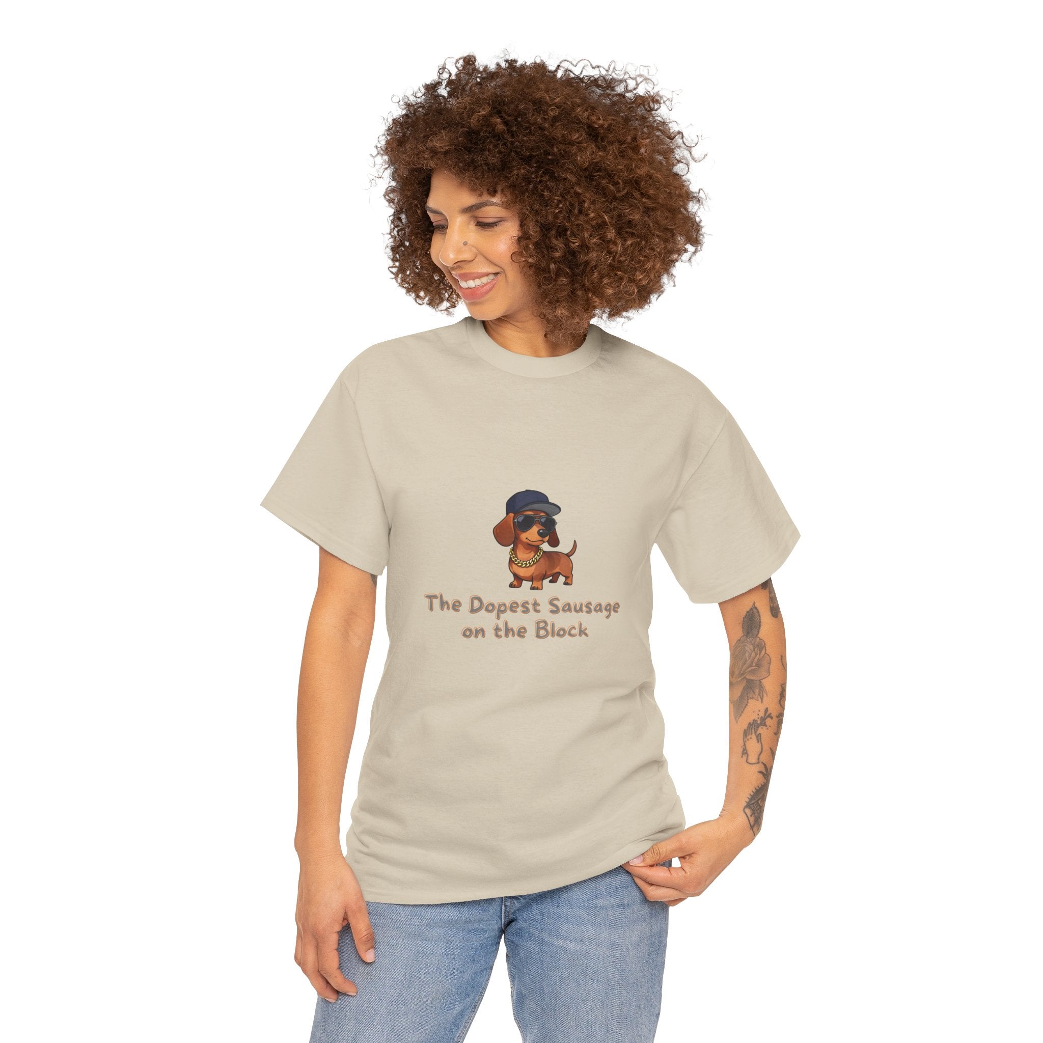 The Dopest Sausage on the Block T-Shirt – Cool Dachshund Hip Hop Gold Chain Hat | Funny Wiener Dog Street Style Tee67