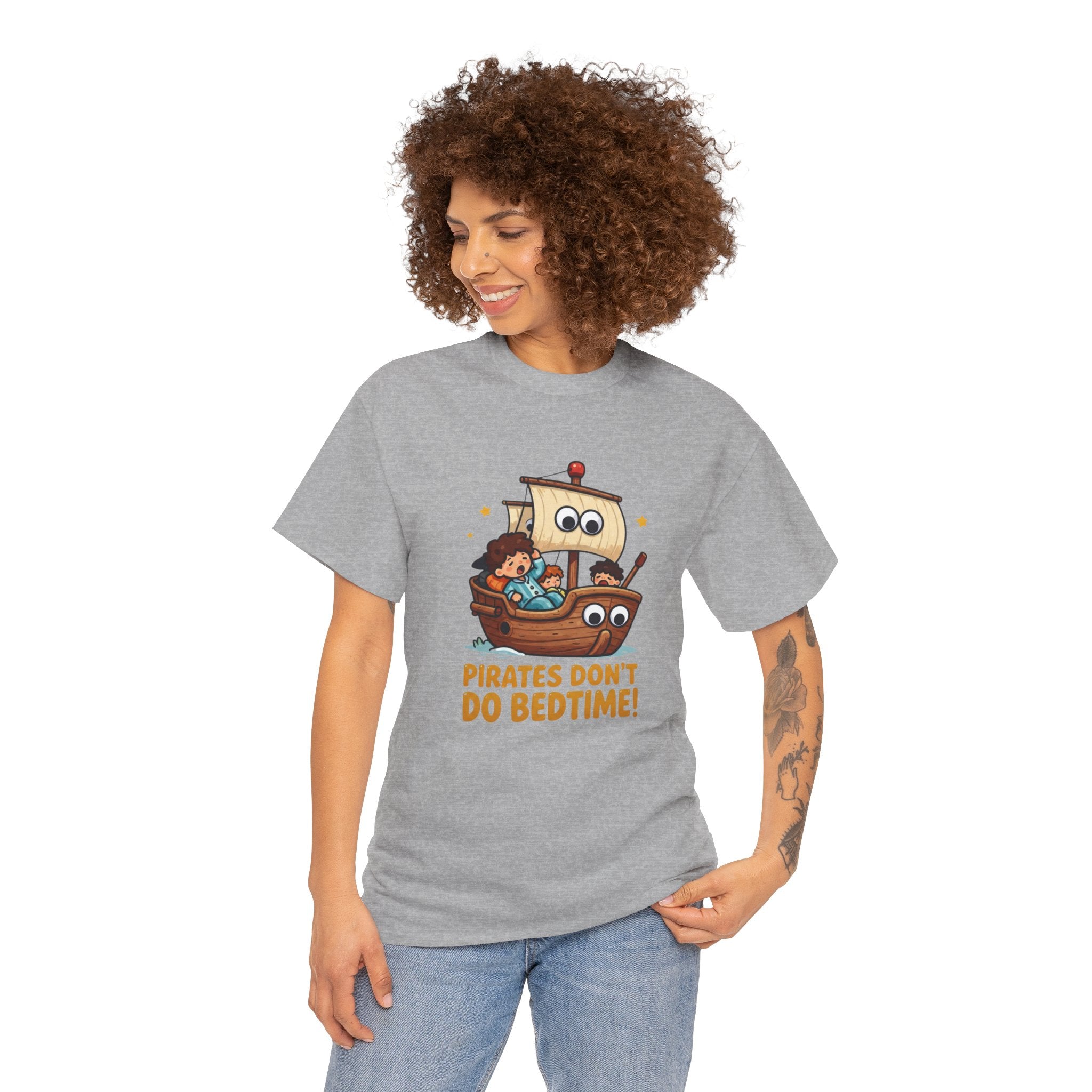Pirates Don't Do Bedtime T-Shirt – Funny Parenting Pirate Kids in Pyjamas | Nautical Bedtime Humour Graphic Tee
