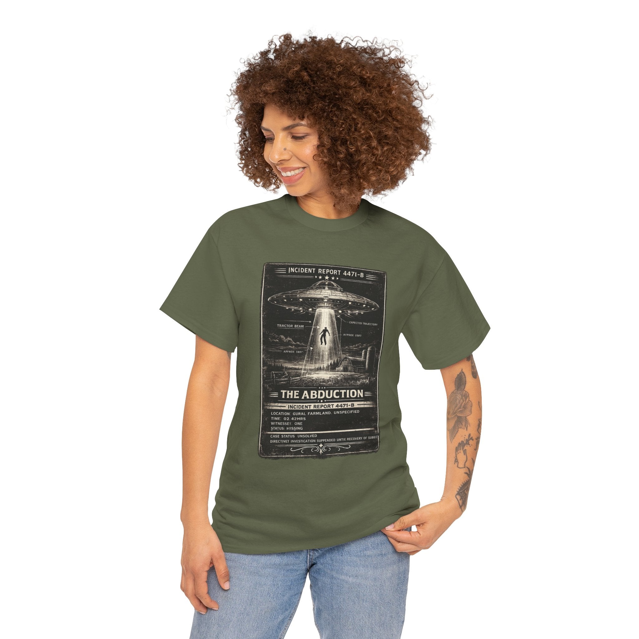 The Abduction – Close Encounter Tractor Beam Field Incident Report Vintage UFO Graphic T-Shirt